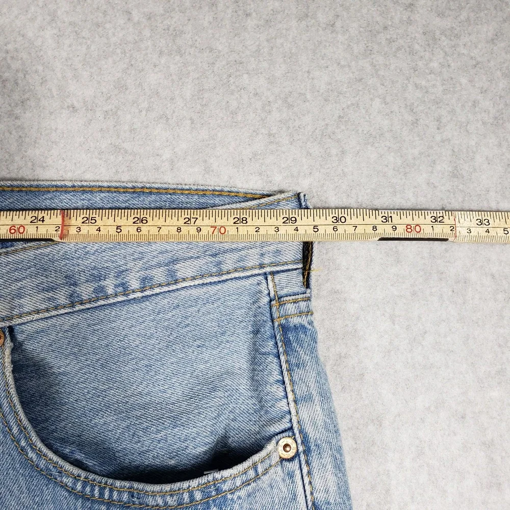 Classic Levi's 501‎ Mens Light Wash Straight Leg Button Fly Jeans W58 L30